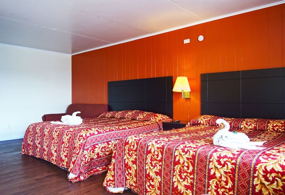 Skyview Manor Motel Suite 22