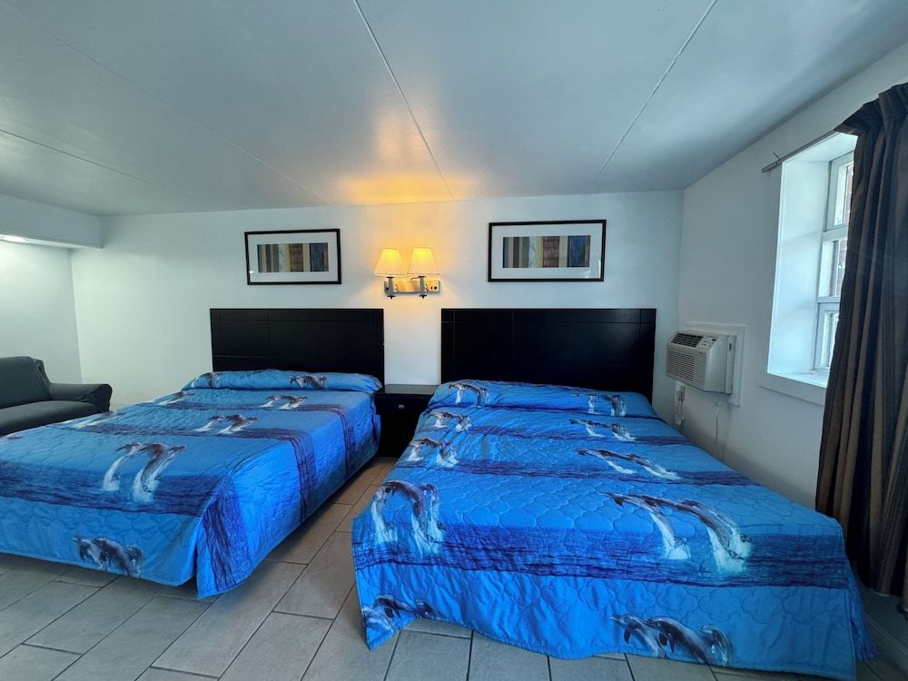 Skyview Manor Motel Suite 15