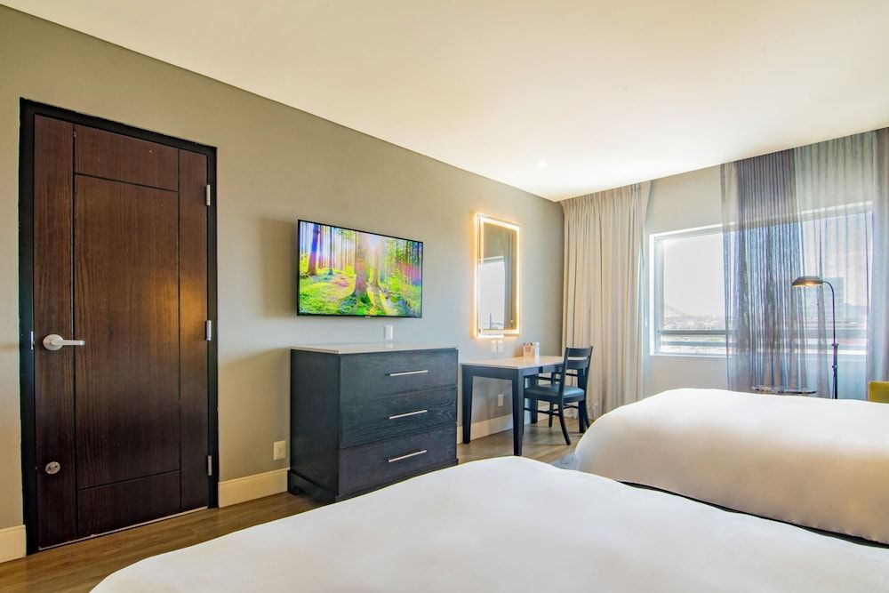 Hotel Lucerna Hermosillo Deluxe Room, 2 Double Beds 5