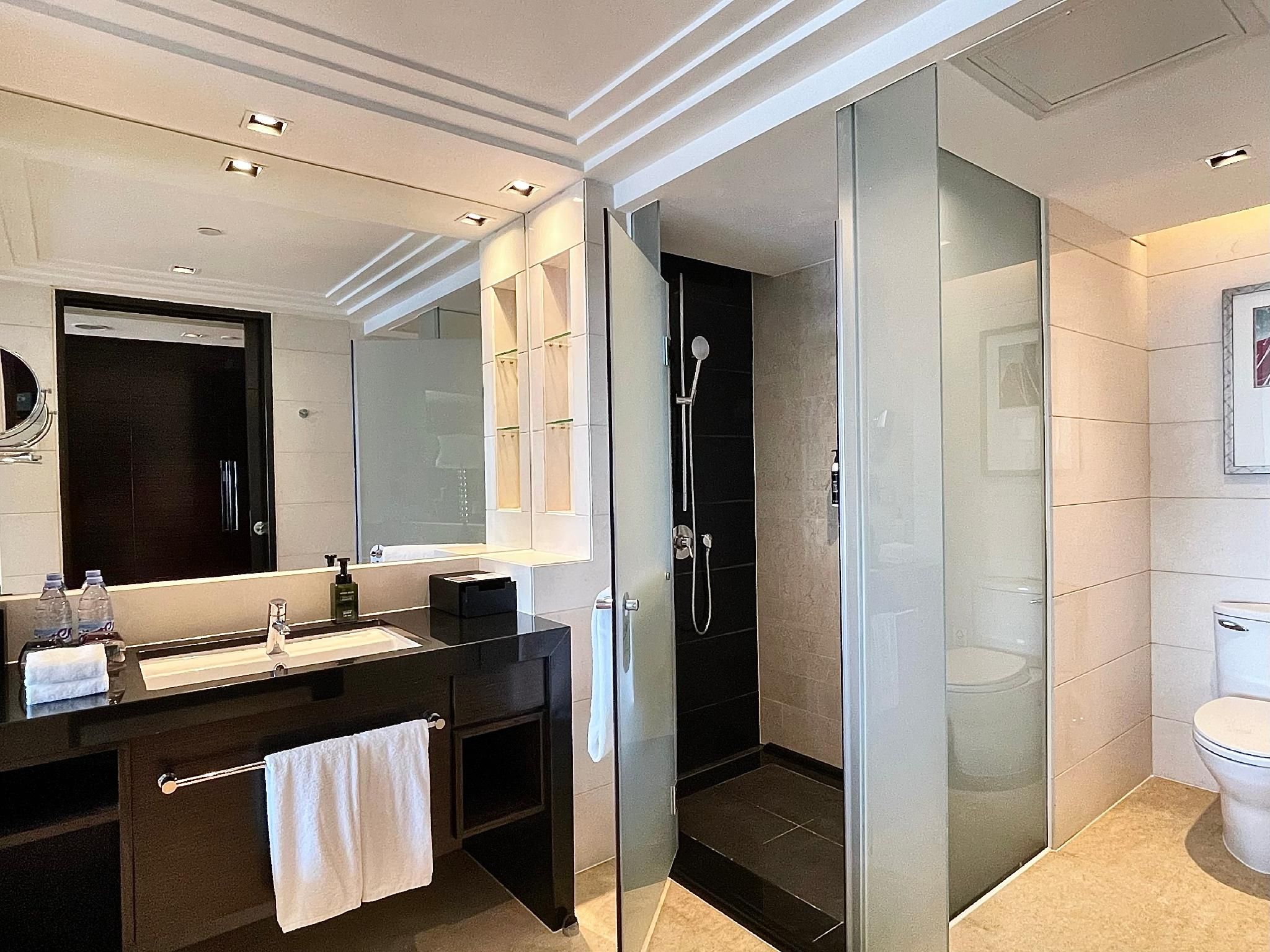 Executive City View Suite
