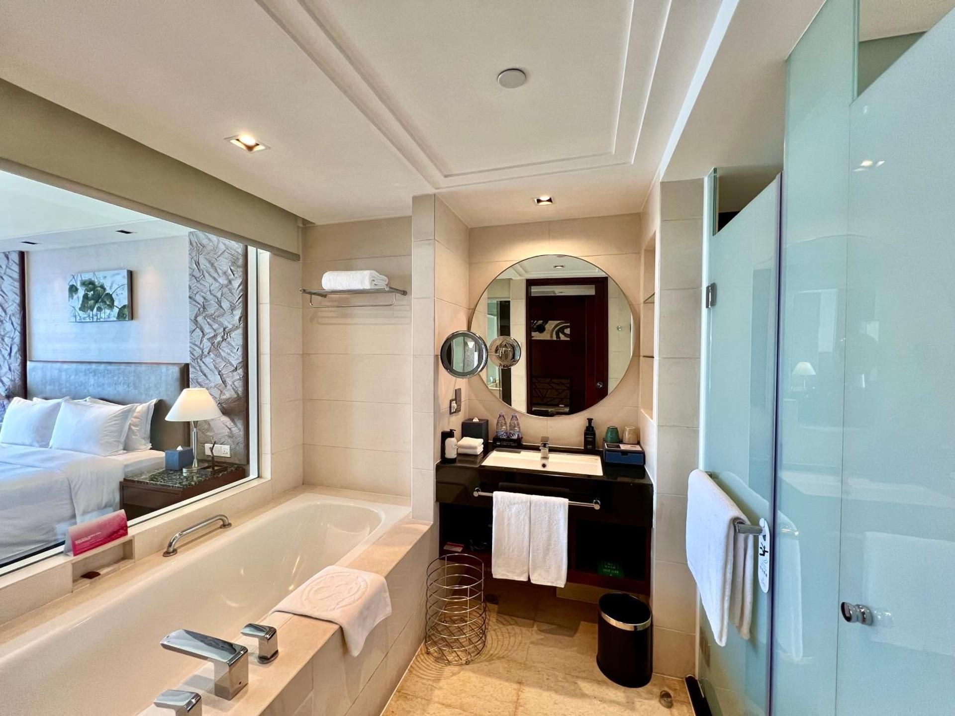 Executive Queen Sea View