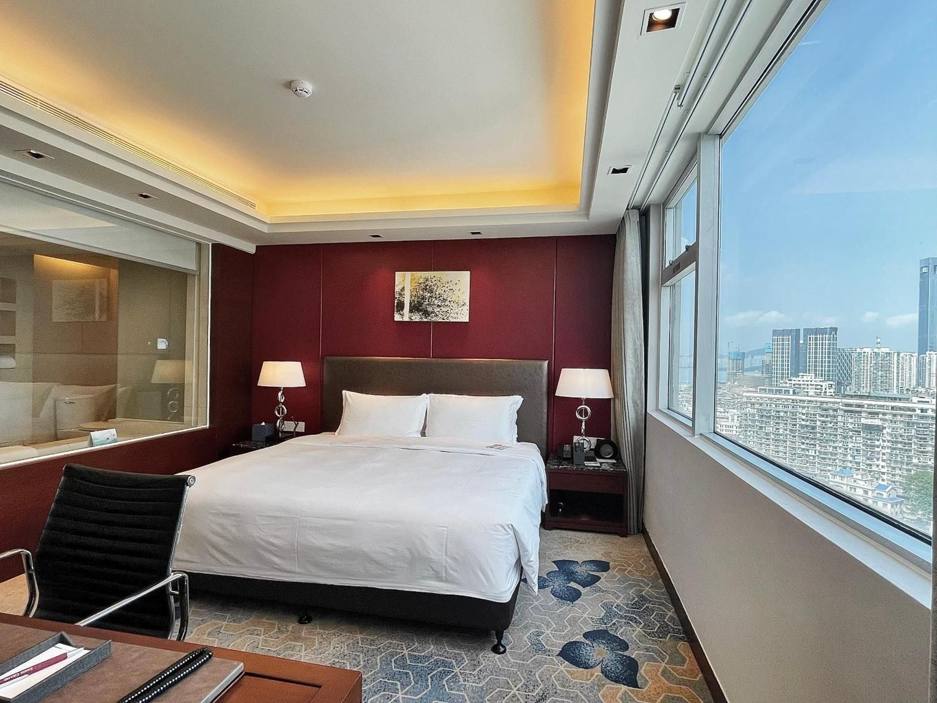 Executive City View Suite