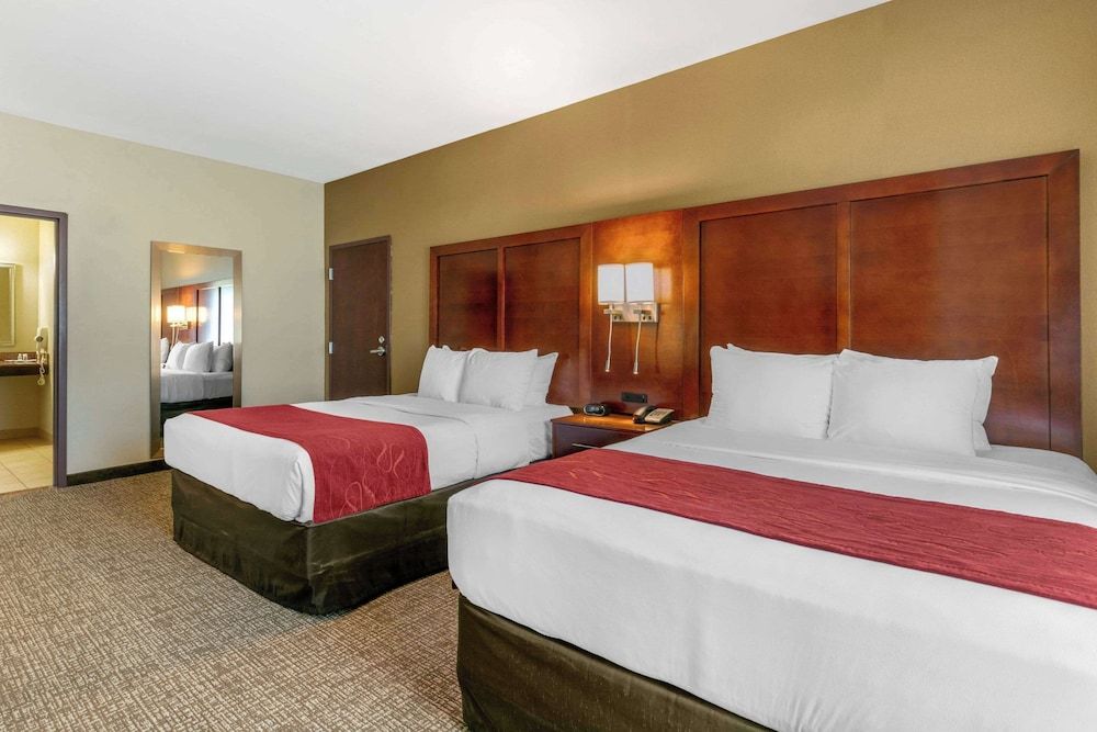 Suite, Multiple Beds, Accessible, Non Smoking