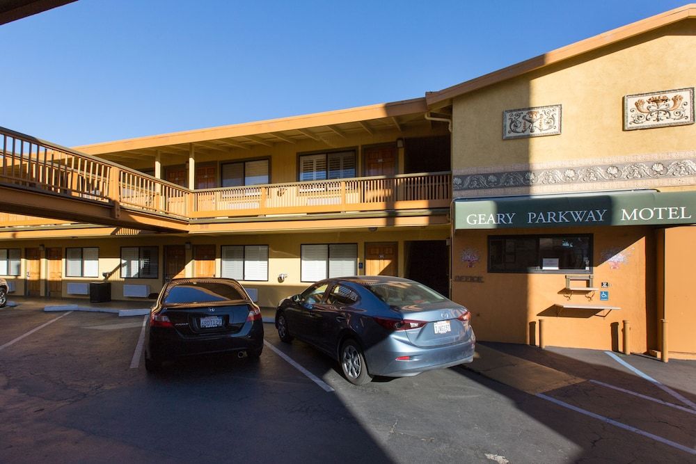 undefined Geary Parkway Motel 8