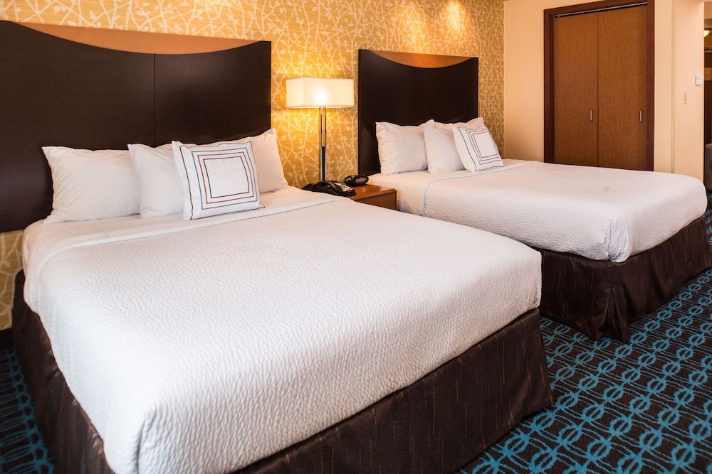 Room, 2 Queen Beds, Non Smoking (Mobility/Hearing Access, Transf Shwr)