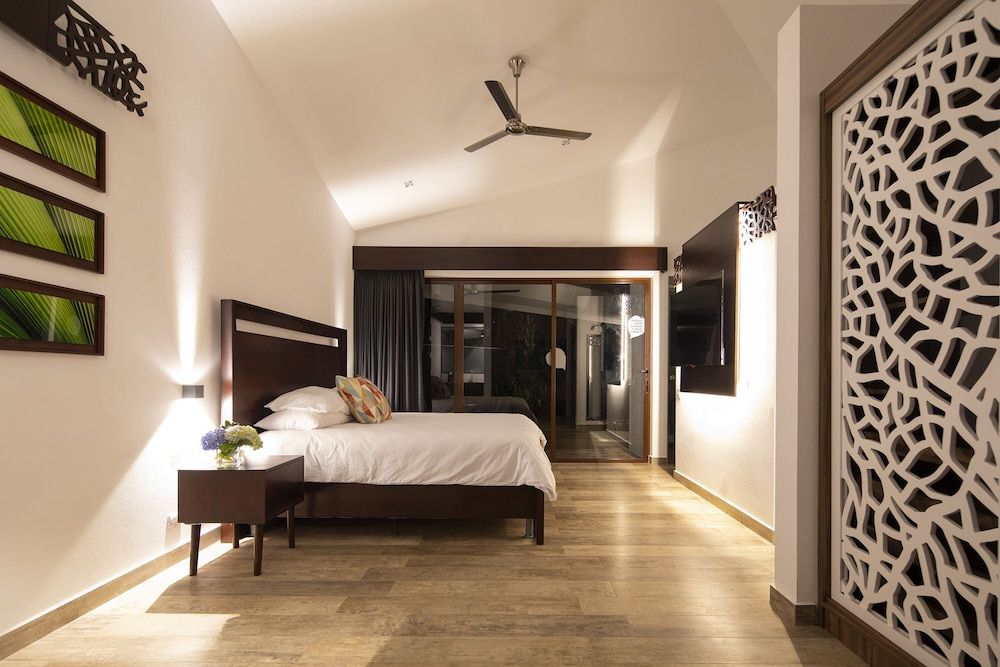 Pumilio Mountain & Ocean Hotel KAL SUITE - Private Jacuzzi & 1 King Bed 3