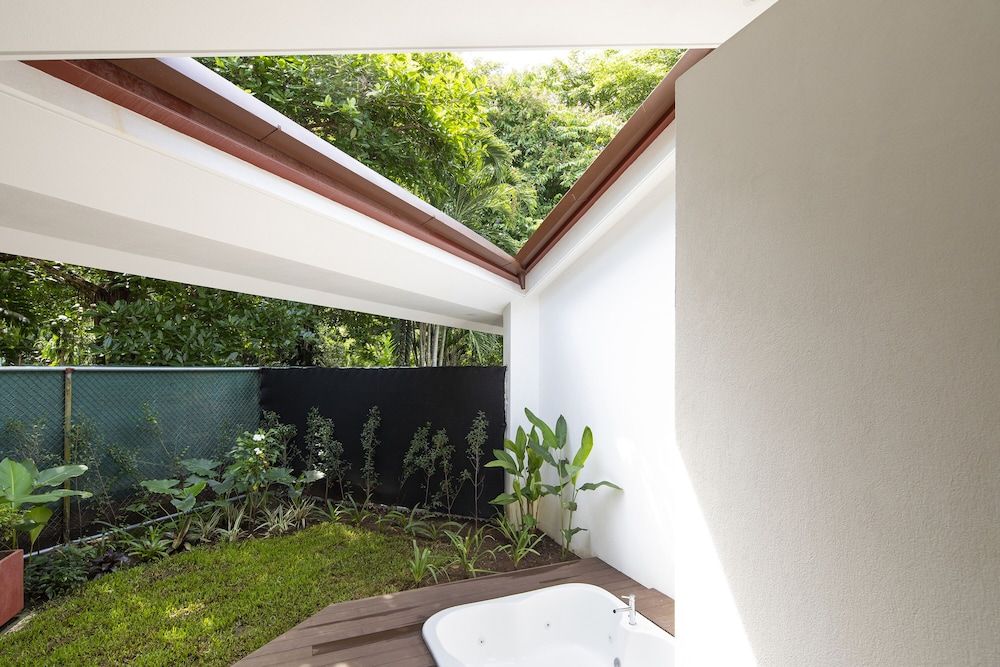 Pumilio Mountain & Ocean Hotel KAL SUITE - Private Jacuzzi & 1 King Bed 16