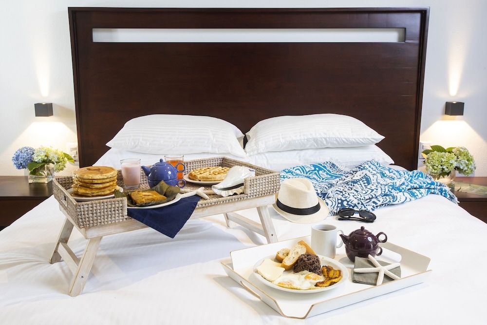 Pumilio Mountain & Ocean Hotel KAL SUITE - Private Jacuzzi & 1 King Bed 5