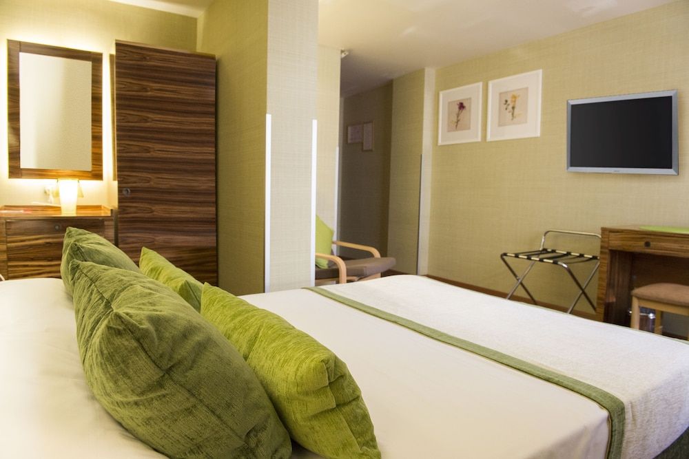 undefined Hotel Buyuk Keban 5