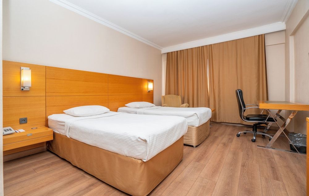 Anemon Kent Ege Otel Deluxe Room 5