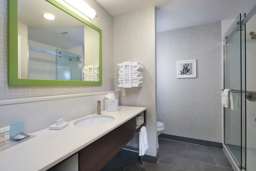 Hampton Inn & Suites Tucson East/Williams Center Room, 2 Queen Beds, Non Smoking 7