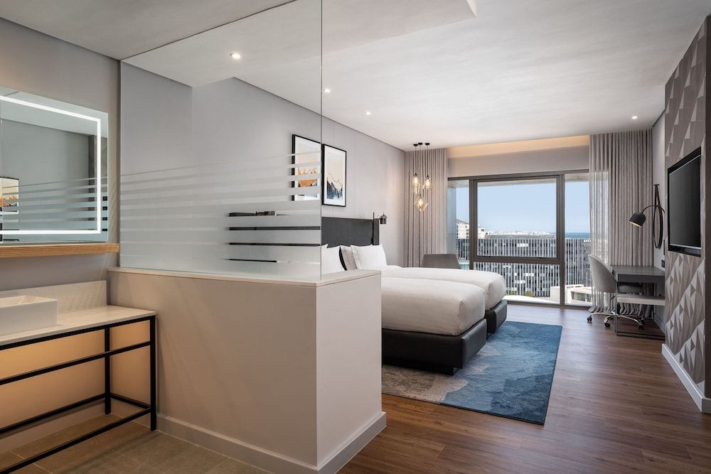 undefined Cape Town Marriott Hotel Crystal Towers 9