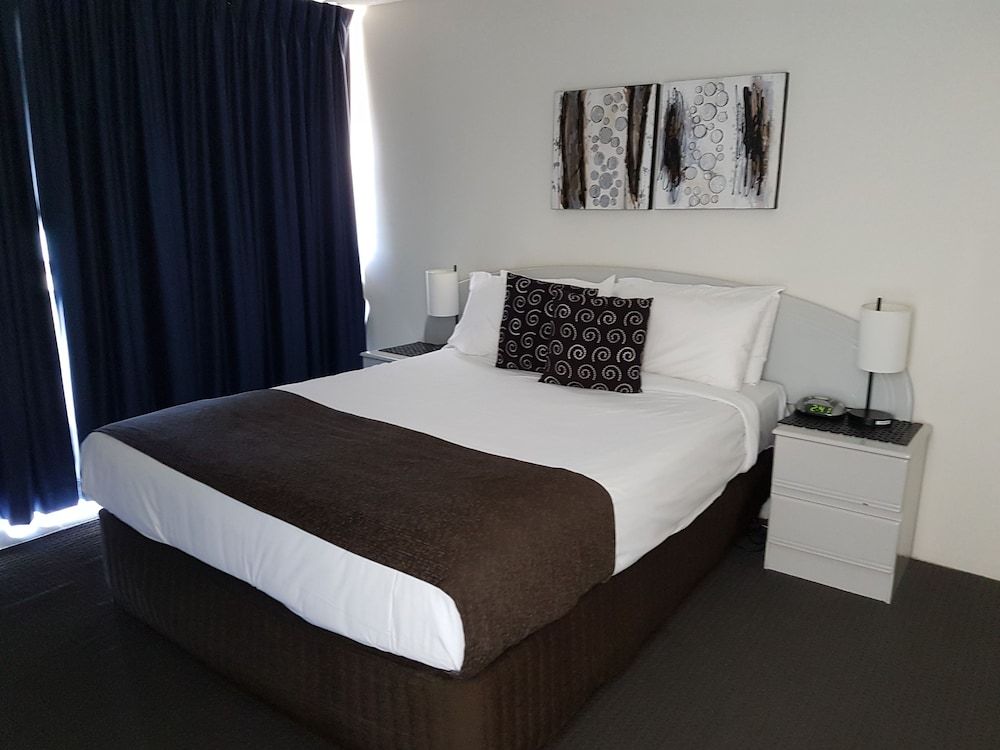 Baronnet Apartments One Bedroom Ocean View