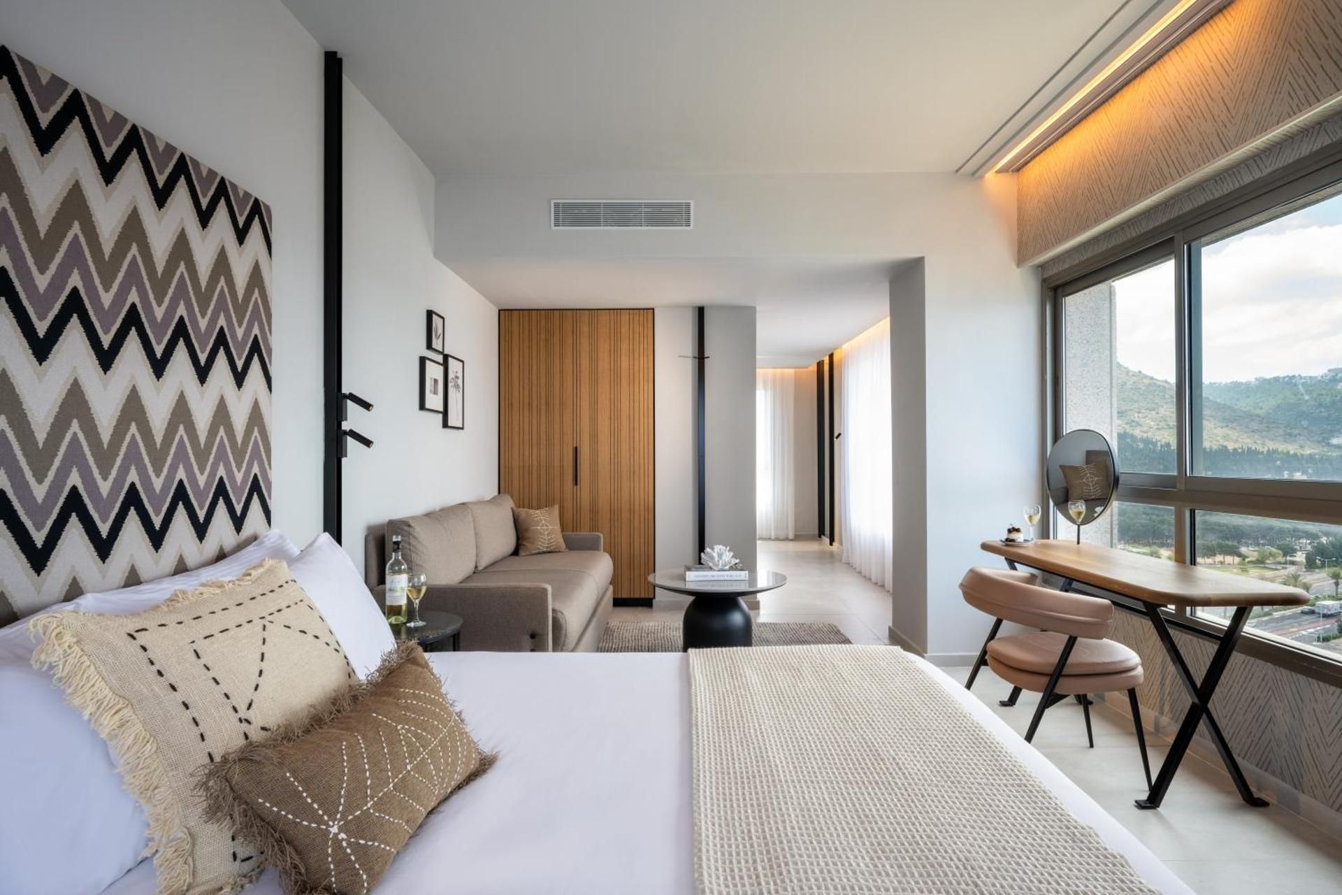 Executive Room