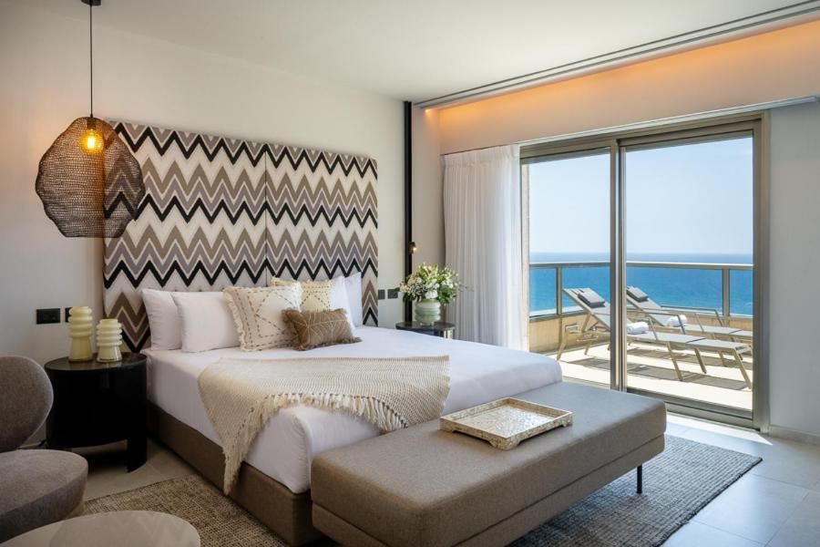 Honeymoon Suite Balcony
