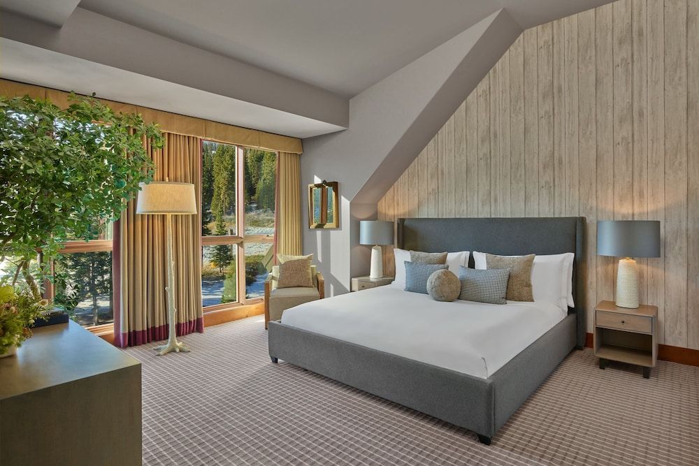 Room, 4 Bedrooms, Balcony