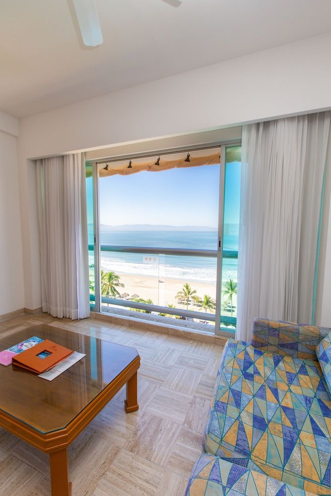 Ocean Breeze Nuevo Vallarta Family Suite 4