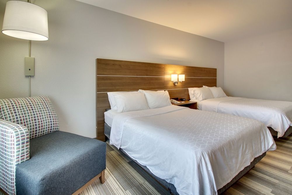 Standard Room, 2 Queen Beds