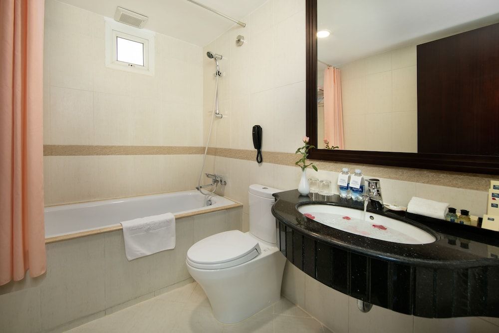 undefined Zephyr Suites Boutique Hotel 5