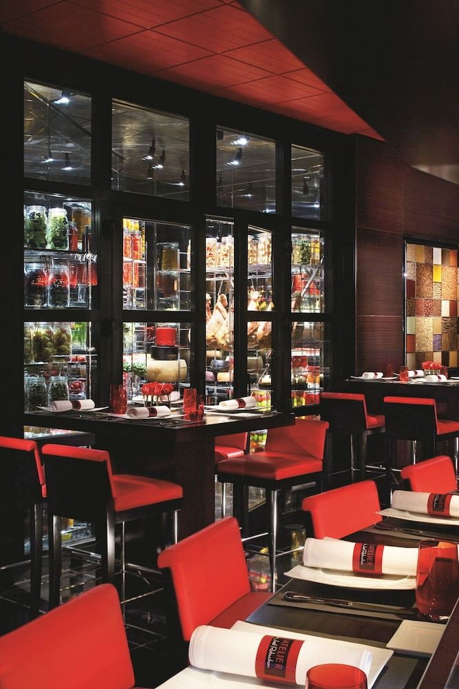 undefined The SKYLOFTS at MGM Grand 7