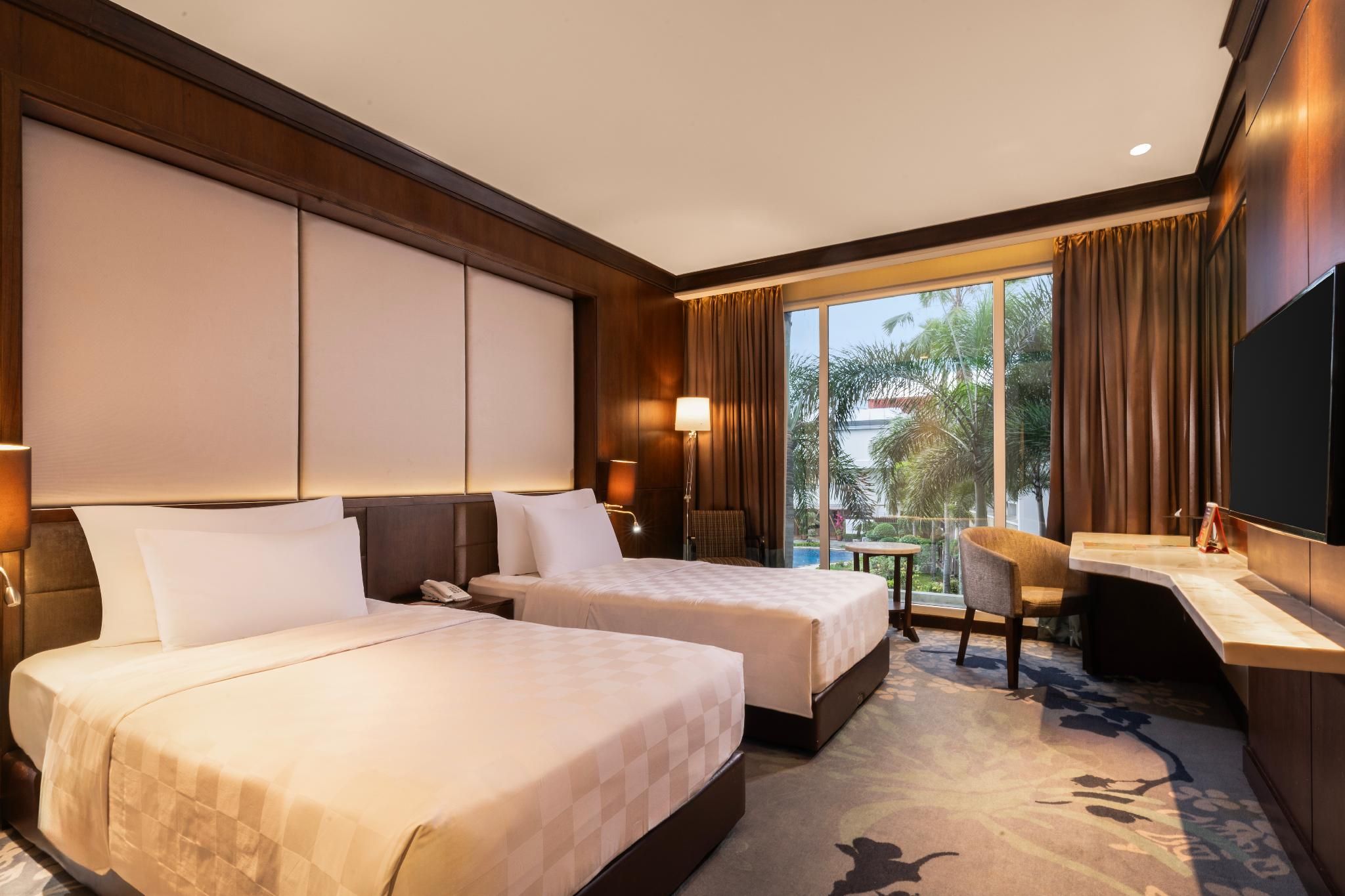 Deluxe Twin Pool View, Guest room, 2 Twin/Single Bed(s)