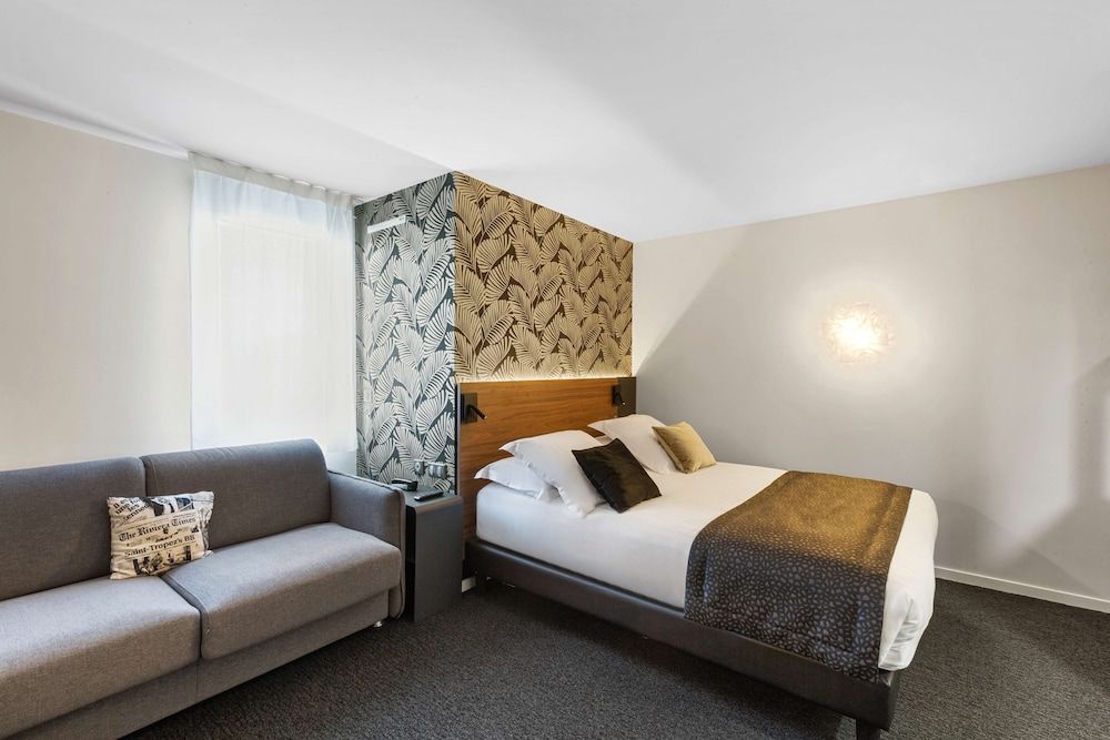 Best Western Plus Europe Hotel Superior Room, 1 Queen Bed, Non Smoking 6