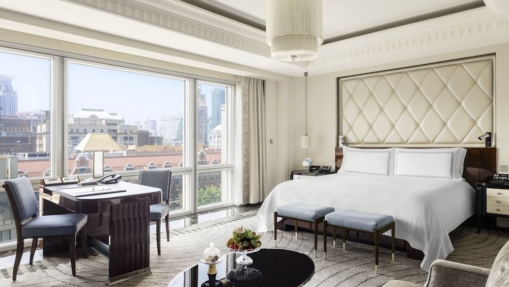 The Peninsula Shanghai Deluxe King Room