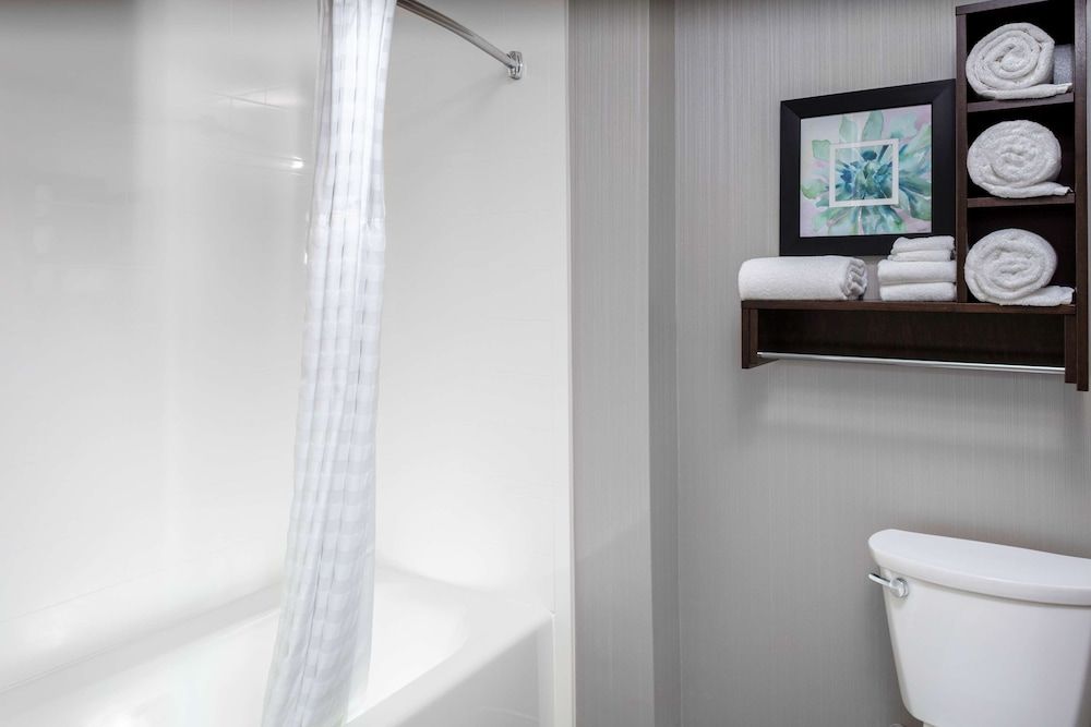 undefined Homewood Suites by Hilton Phoenix Airport South 10