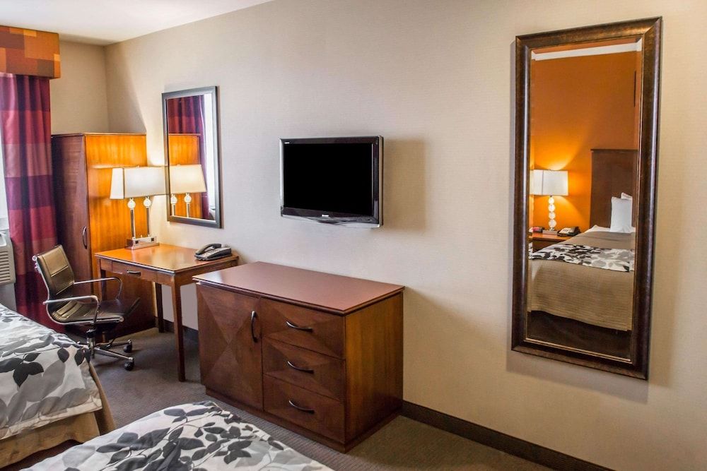 Sleep Inn Long Island City - Manhattan View Standard Room, 2 Queen Beds, Non Smoking, City View 7