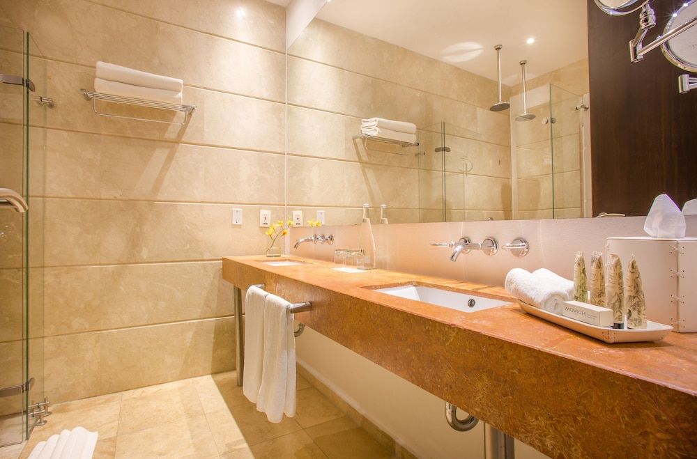 Movich Hotel Cartagena de Indias Superior Room, 1 King Bed 5
