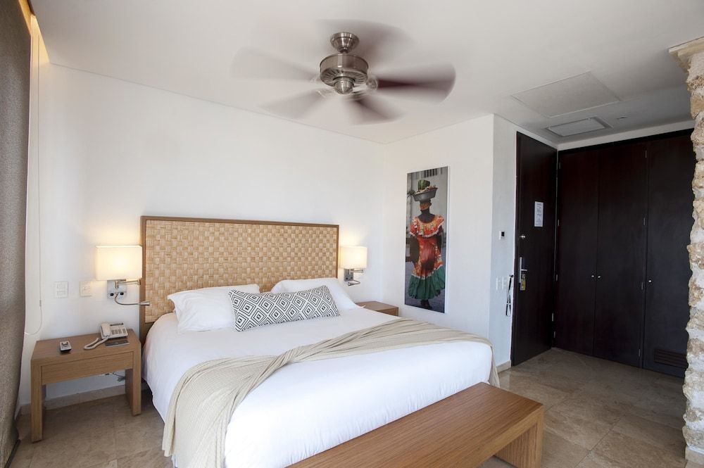 Movich Hotel Cartagena de Indias Premium Room 5