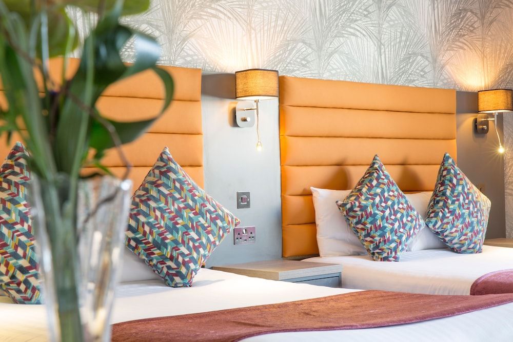 Diamond Coast Hotel Family Room (for 5)