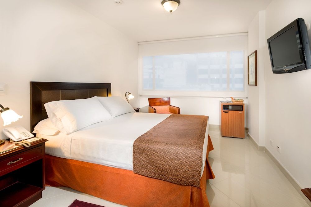 Hotel Dann Combeima Standard Room 3