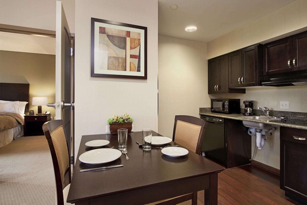 Suite, 1 Bedroom (1 King Bed)