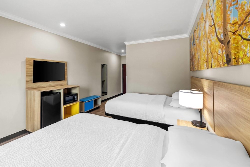 Standard Room, 2 Queen Beds