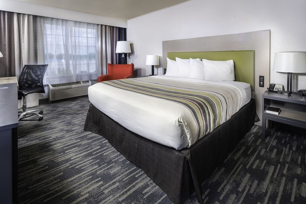 Room, 1 King Bed, Accessible, Non Smoking