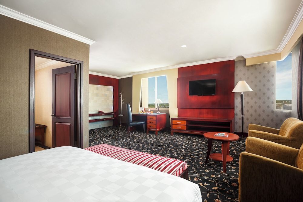 Presidential Room, Non Smoking, City View
