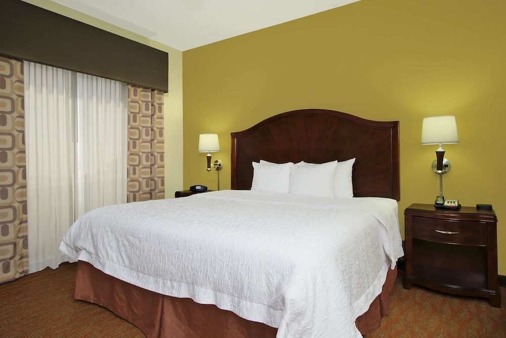 One king bed non smoking