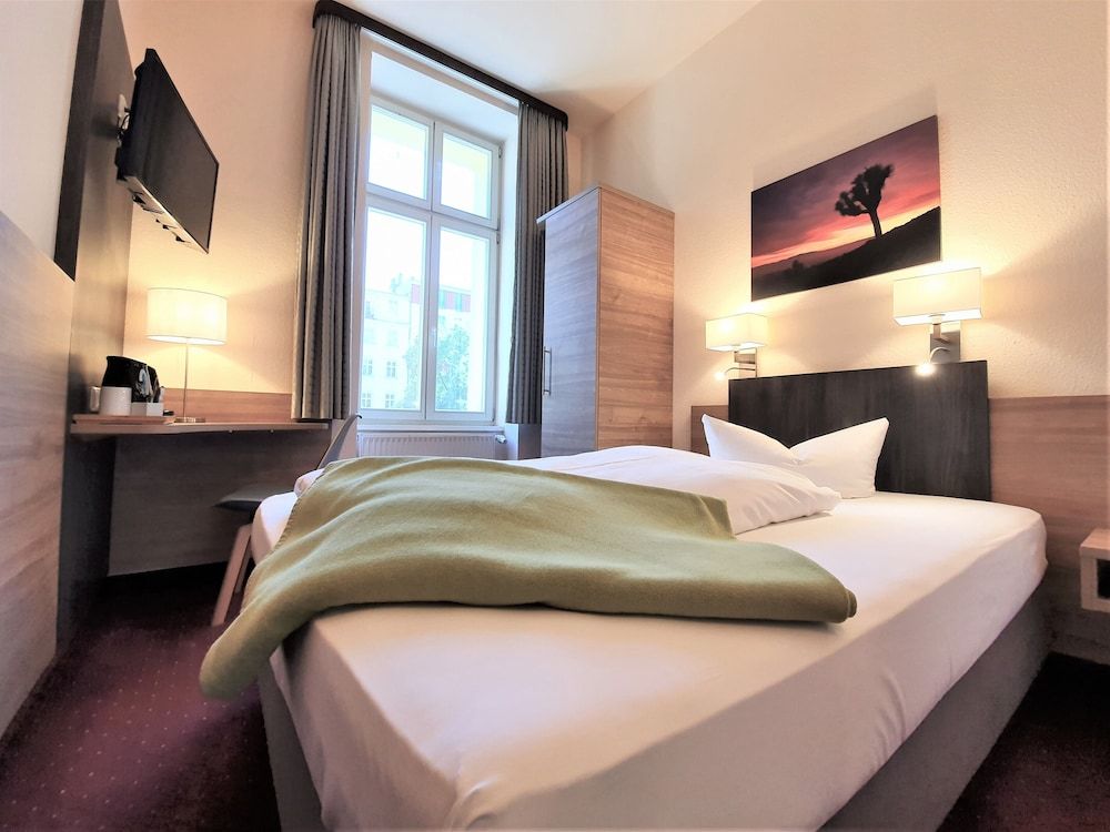 undefined Melarose Feng Shui Hotel