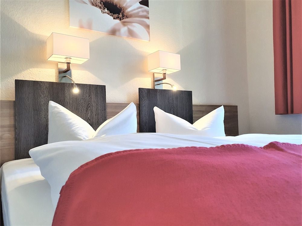 Melarose Feng Shui Hotel Double Room 2