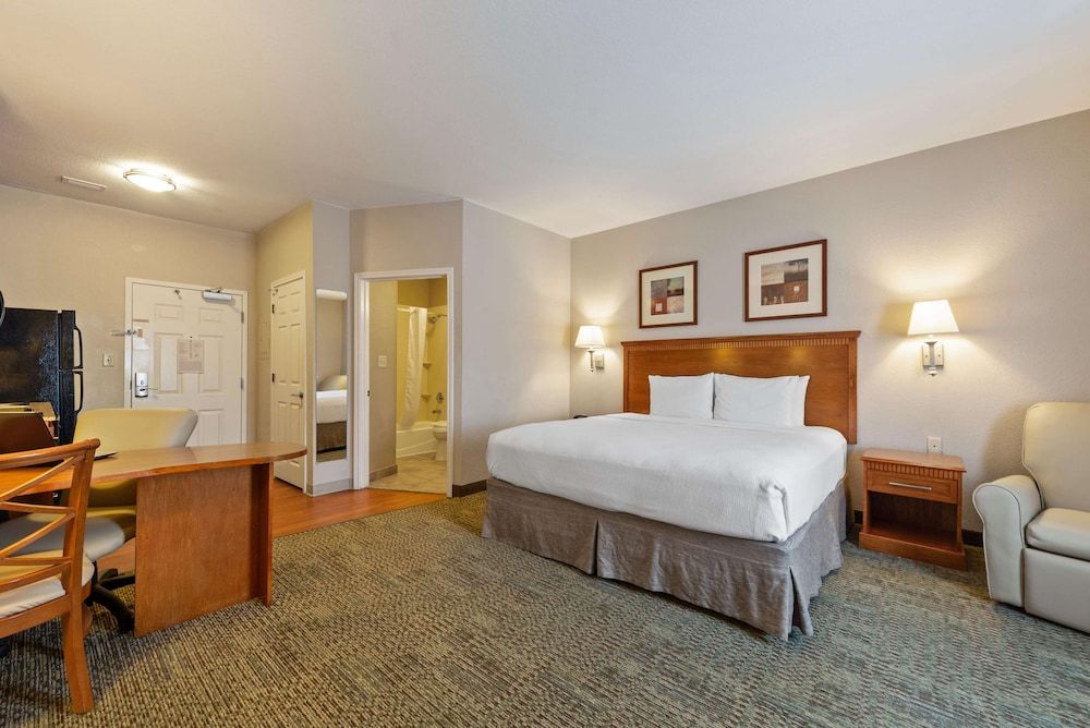 undefined Extended Stay America Suites Houston IAH Airport 10