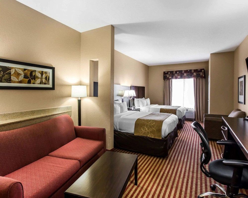 Suite, 2 Queen Beds, Non Smoking