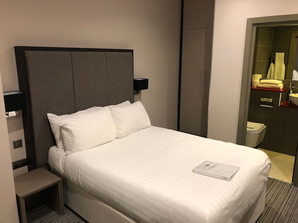 Maitrise Hotel Maida Vale Double Room Without Window