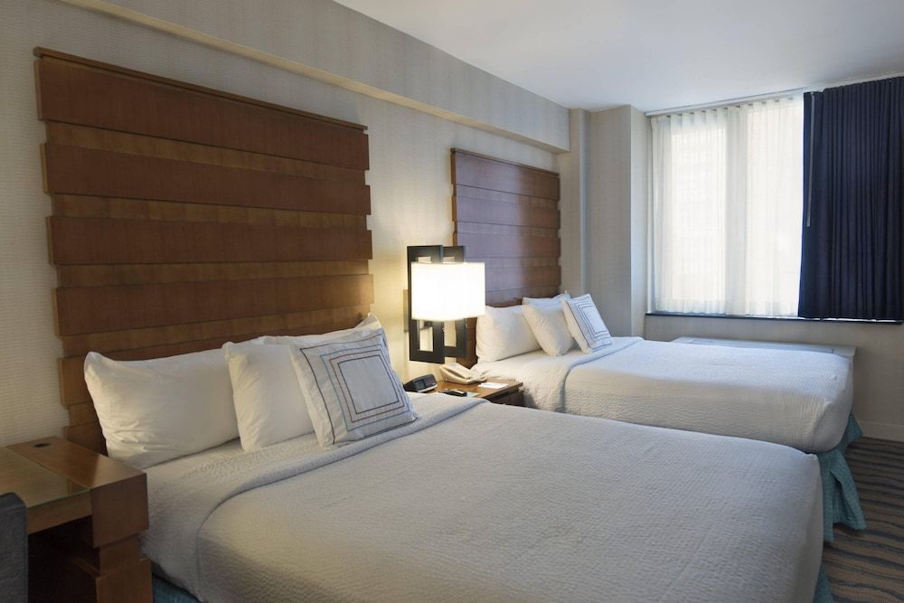 Room, 2 Double Beds (Mobility/Hearing Access, Roll-in Shwr)