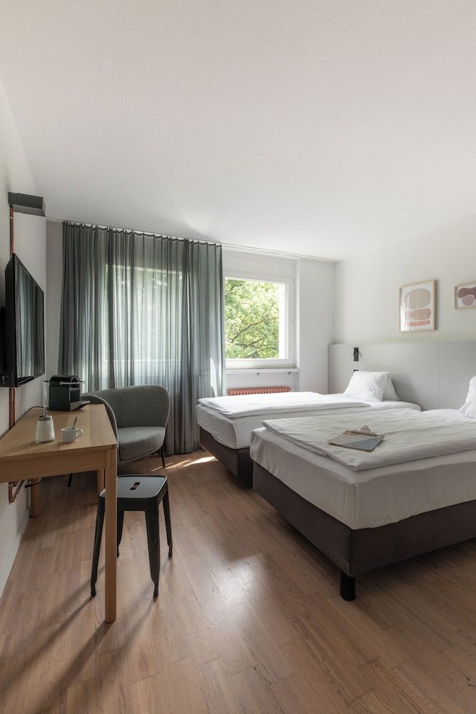 undefined Alpenblick Bern 10