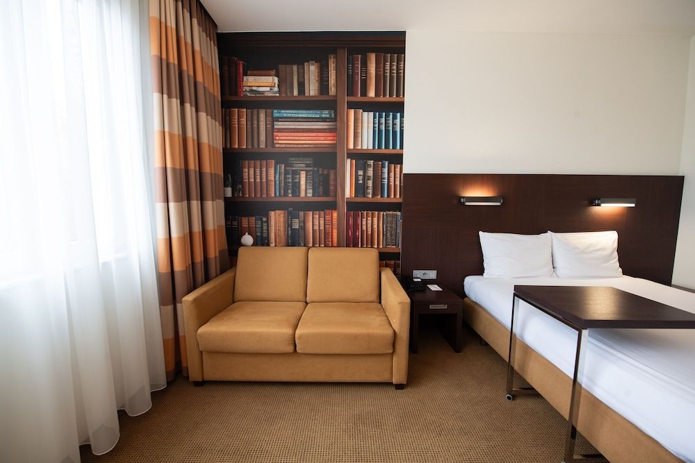 Hotel DeSilva Warszawa Piaseczno Double Room, 1 King Bed 2