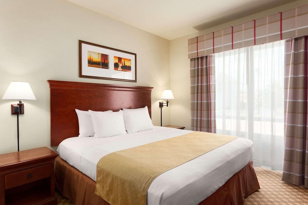 Room, 1 King Bed, Accessible, Non Smoking