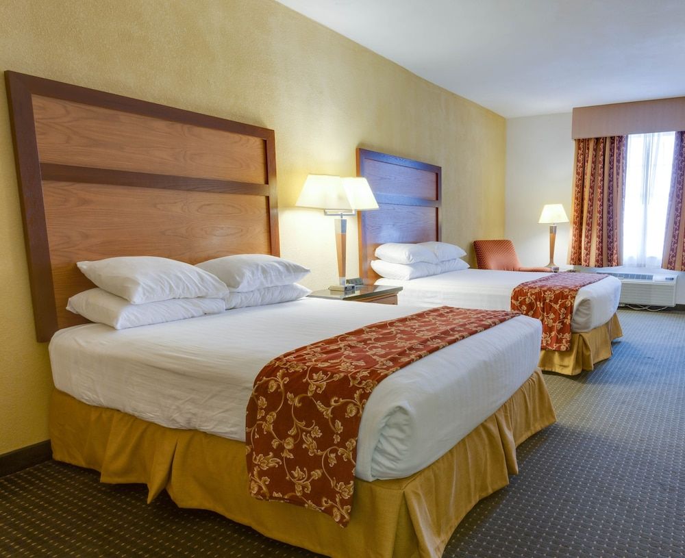 Deluxe Room, 2 Queen Beds, Refrigerator & Microwave (Upper Floor)