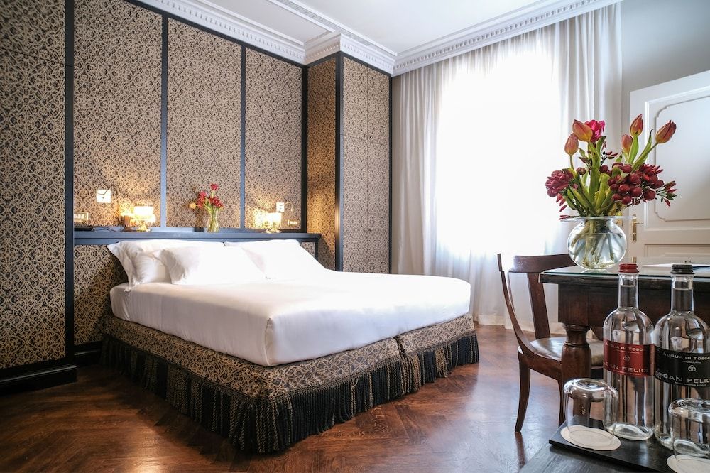 undefined Hotel Locarno 5
