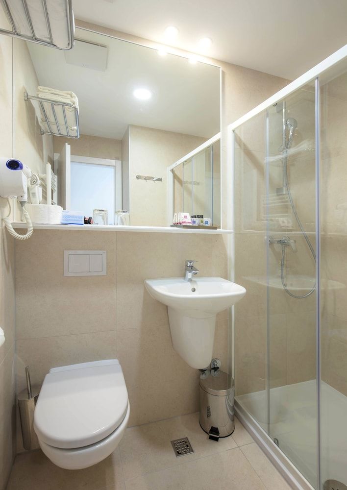 Bluesun Hotel Alga Classic Room, Hill View 3